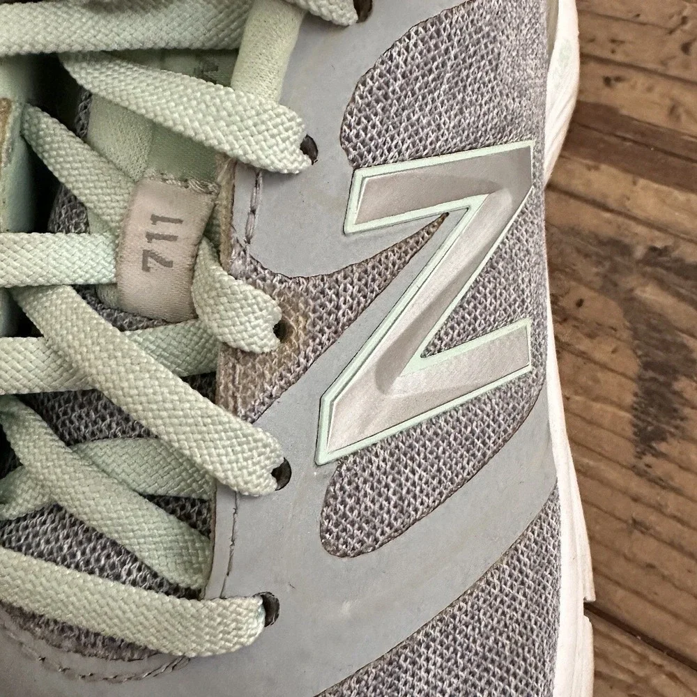 New Balance 711 Training Shoes Women 8.5 Grey Mint Green Mesh Sneakers